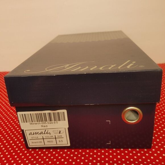 MEN'S AMALI VELVET SMOKER WITH RHINESTONE EMBELLISHED STRAP. - Picture 7 of 8